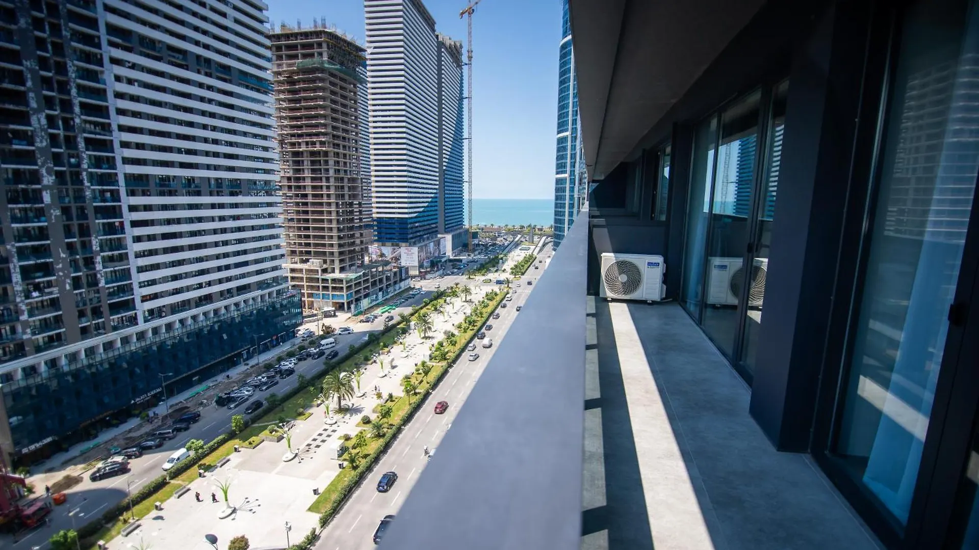 Blue Sky Apart-Hotel Batumi